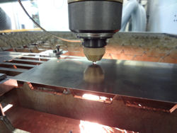 ���[�U�[���H�ʐ^